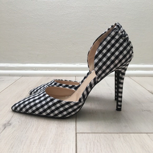 black and white checkered pumps